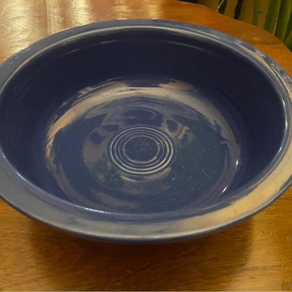 Lovely Pair of Vintage Cobalt Blue Fiesta Dinnerware 8 1/2” Nappy Bowls - Picture 4 of 10